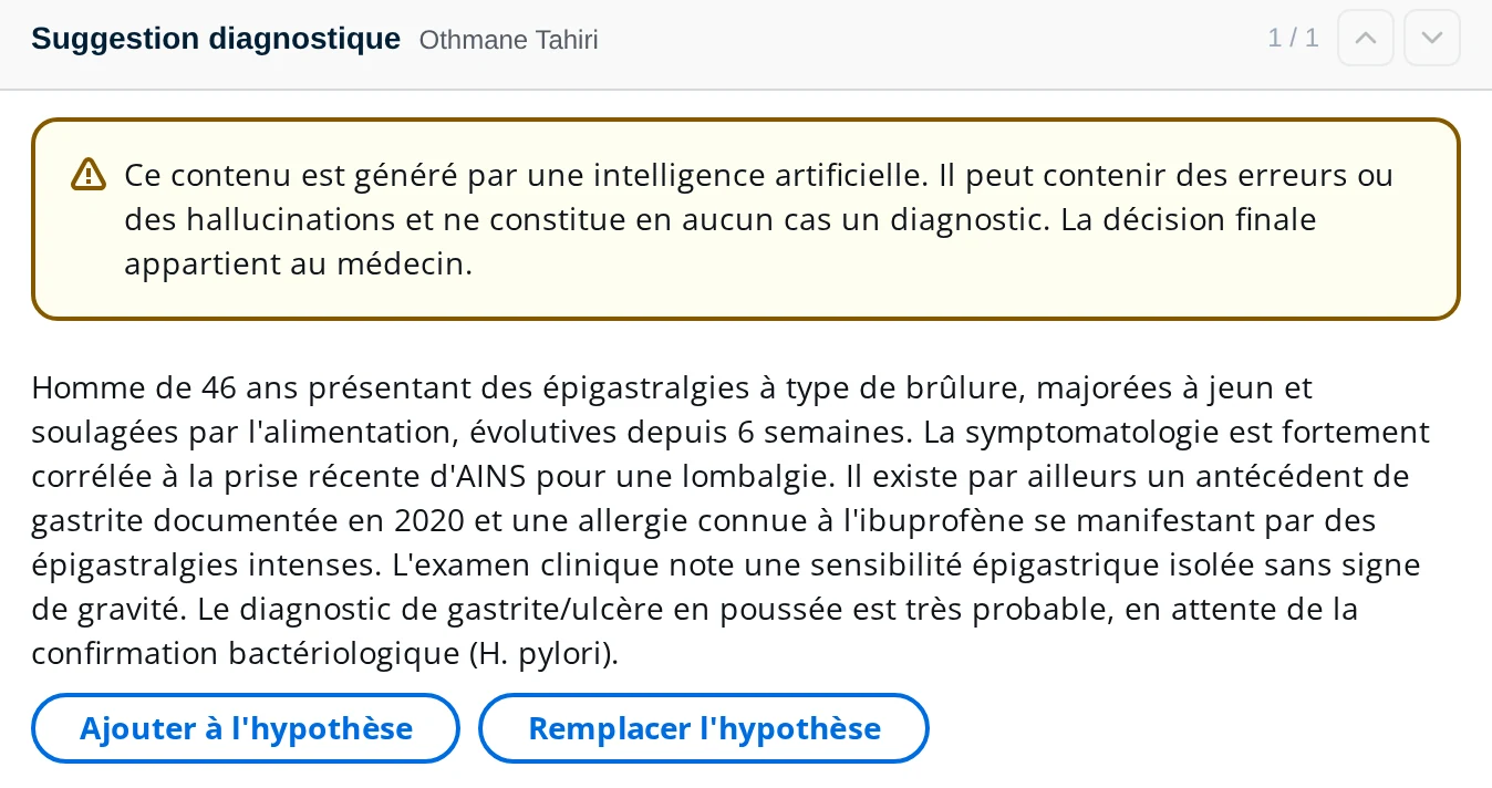 Synthèse d'un cas clinique rendue par l'IA dans la console DrBook, avec l'avertissement et les deux boutons d'ajout au dossier
