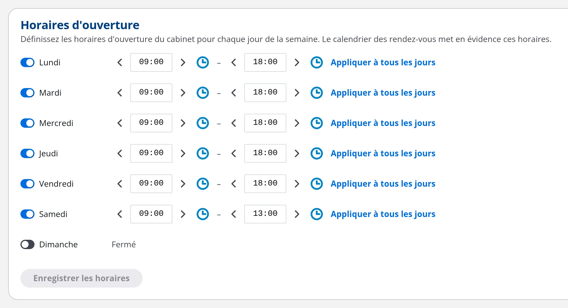 Onglet des horaires d'ouverture dans DrBook : un interrupteur et deux sélecteurs d'heure par jour de la semaine